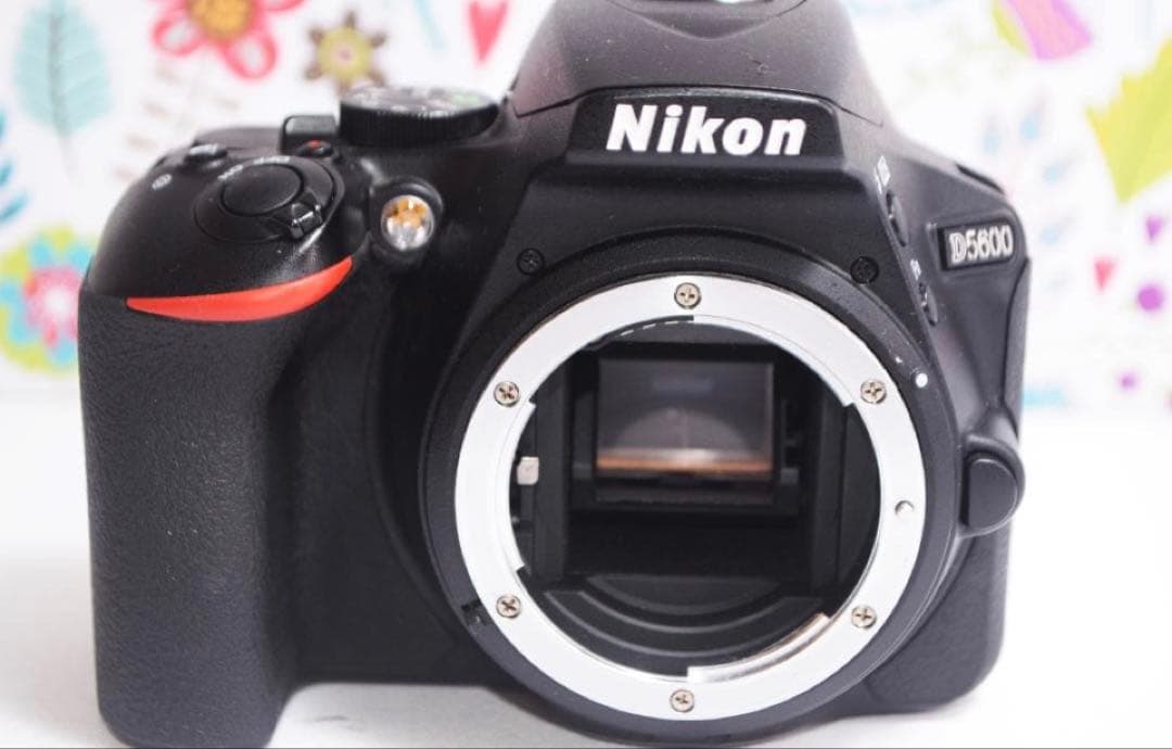 スマホ転送機能付☆Nikon D5600☆レンズセット