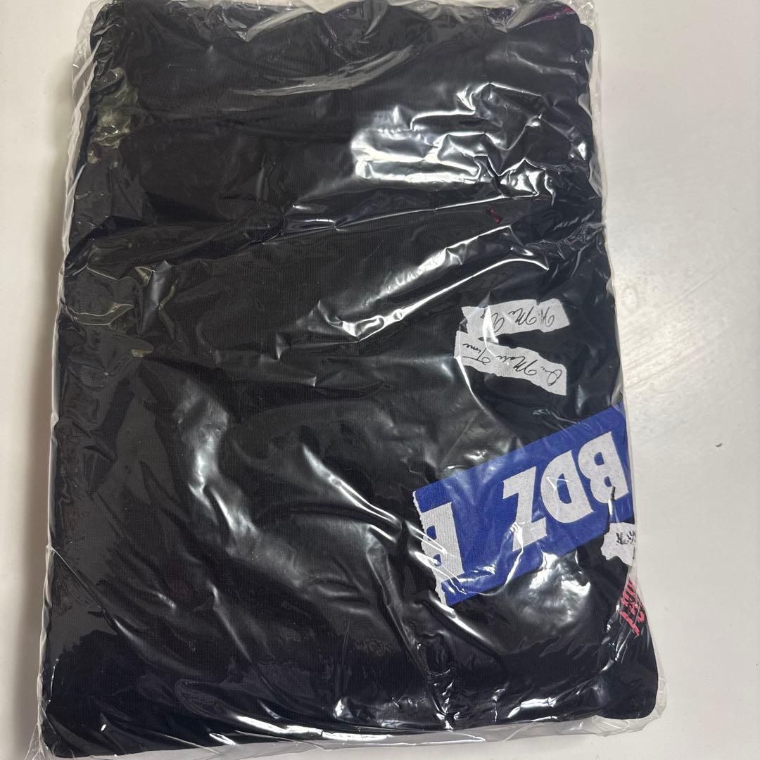 twice BDZロゴ入り黒 トレーナー