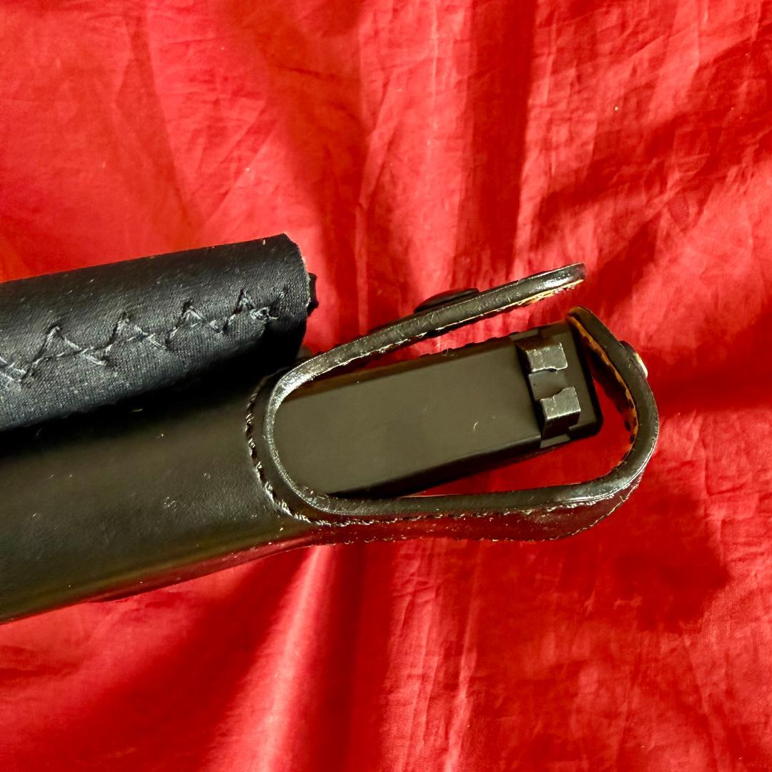 デサンティス製 小型オートマチック用 アンクルホルスター 左利き用