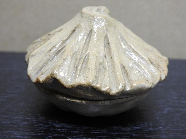 楽山焼　香合　空味作　共箱　MA24