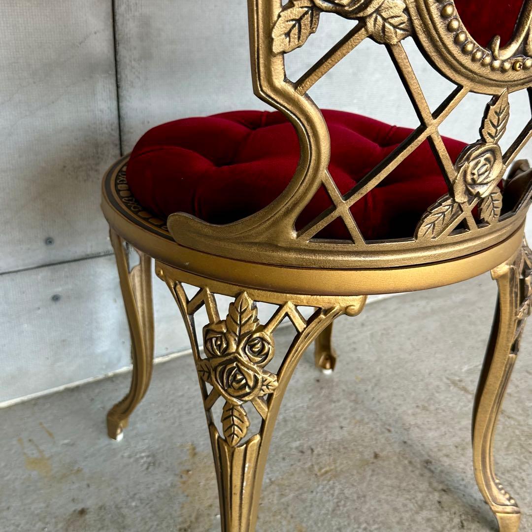 アテム ①★アルミ製アンティークチェア★ ゴールド × ベロアクラシカル