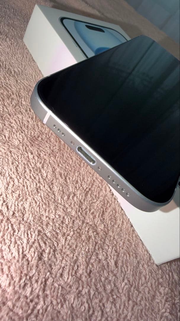 iPhone 15 ブルー　128GB 箱あり