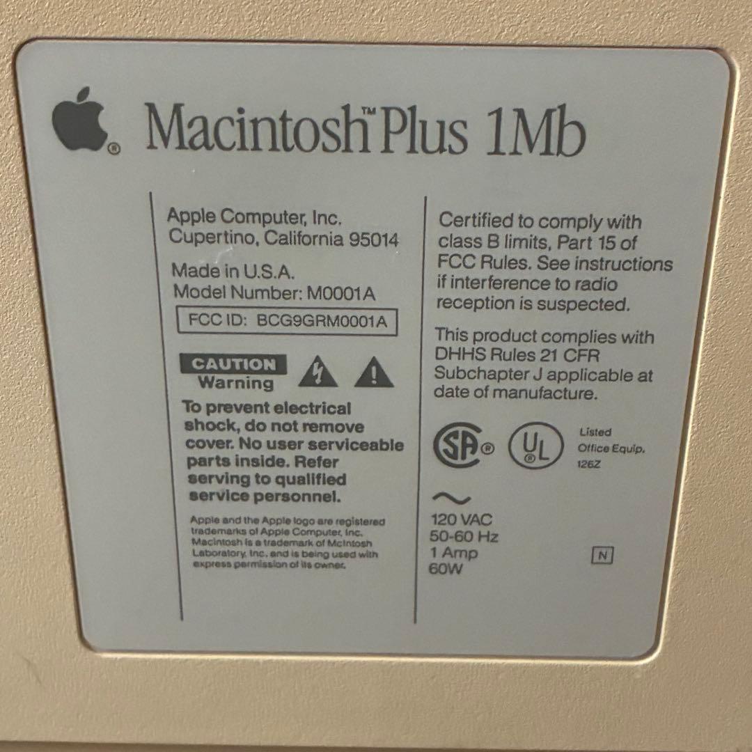 Apple Macintosh Plus 1Mb PC レトロ M0001A