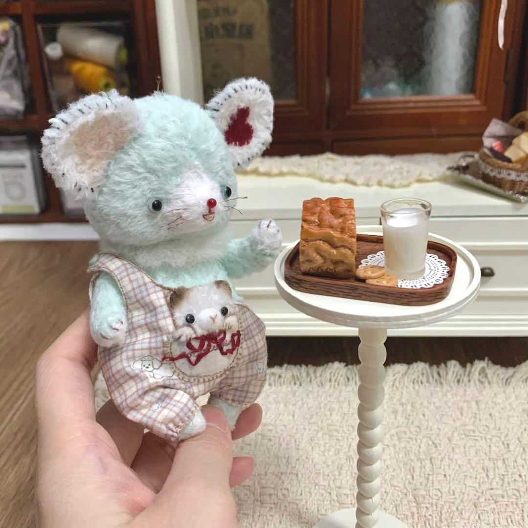 ハートお耳のネズミちゃん アーティストベア 海外作家様 ハンドメイド ぬいぐるみ