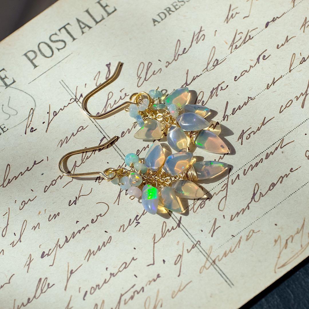 14kgfピジョットカラーオパールピアス/イヤリング