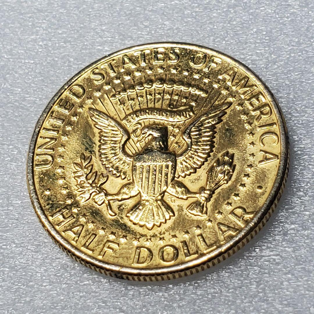 3888.　未使用　金メッキ　1972年 ジョン・F・ケネディ　ハーフドル