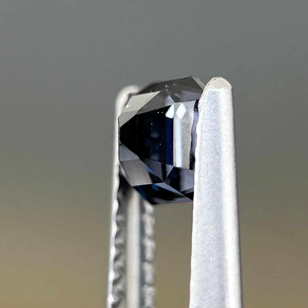 スリランカ産非加熱天然ブルースピネル