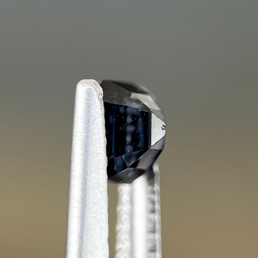 スリランカ産非加熱天然ブルースピネル