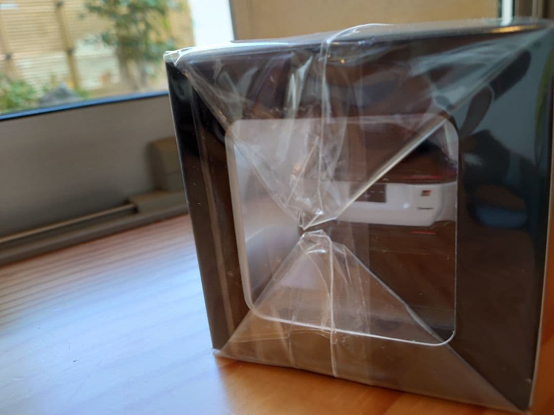 【2台】新型RAV4 GRスポーツ ブラックホワイト　ホワイト　カラーサンプル