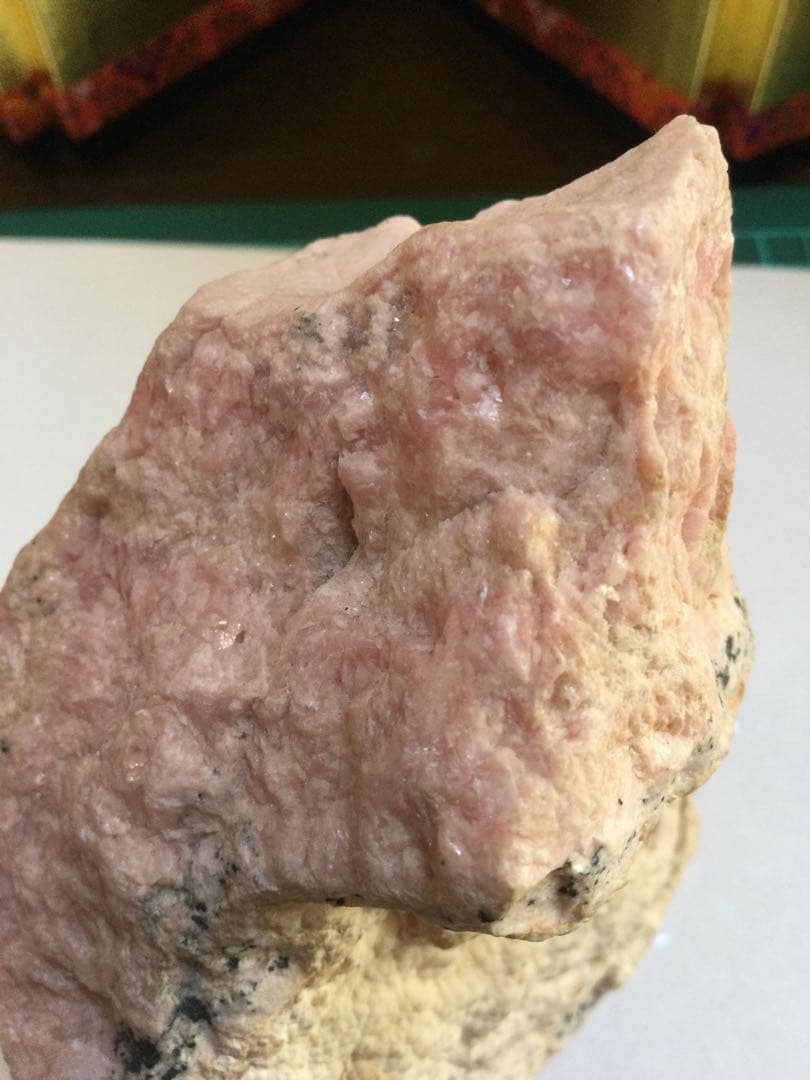 菱マンガンインカローズ原石　インカローズ原石　観賞石