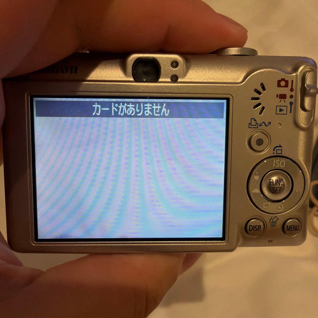 美品　canon&キャノン　ixy70 デジタルカメラ