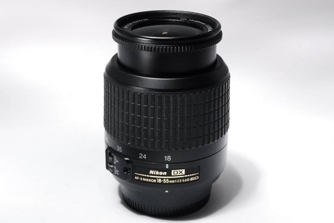 【決算セール】初心者Nikon D5100 AF-S標準レンズセット 可動液晶
