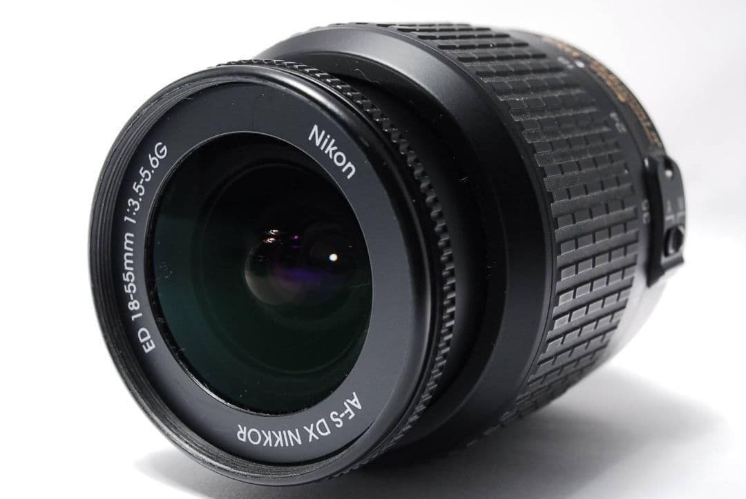 【決算セール】初心者Nikon D5100 AF-S標準レンズセット 可動液晶