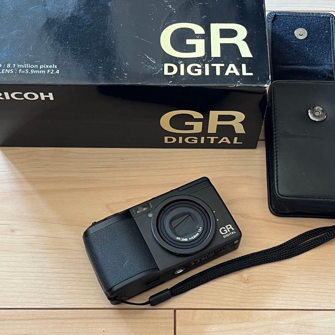 Ricoh GR Digital 初代