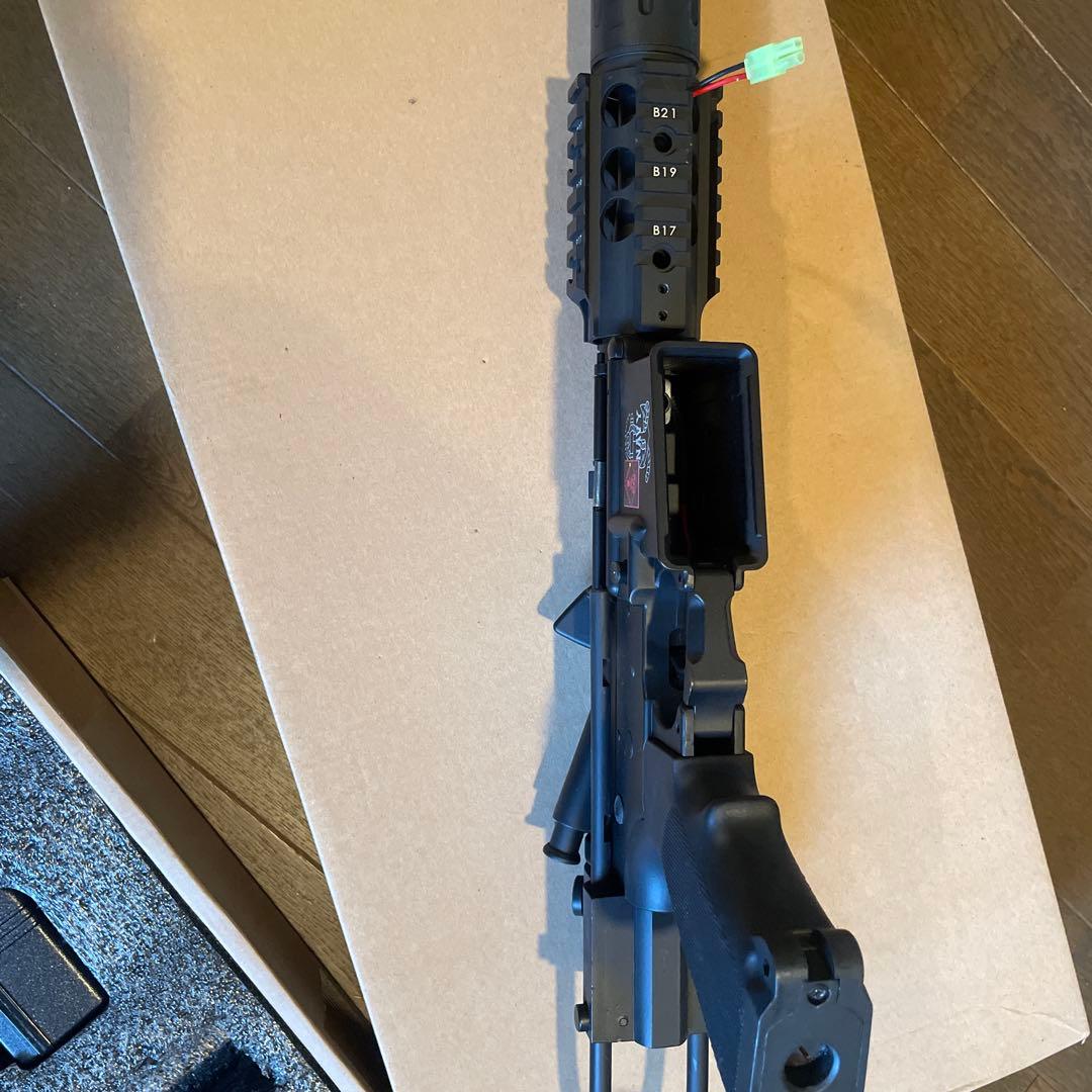 【サバゲー】M4 電動ガン MARINE ENV.M-4刻印箱付き 充電器付