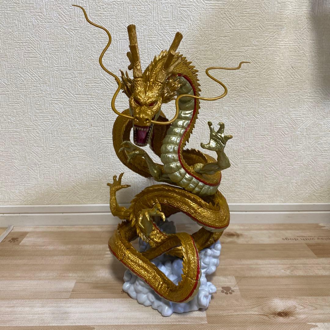 ドラゴンボール　神龍　フィギュア　黄金