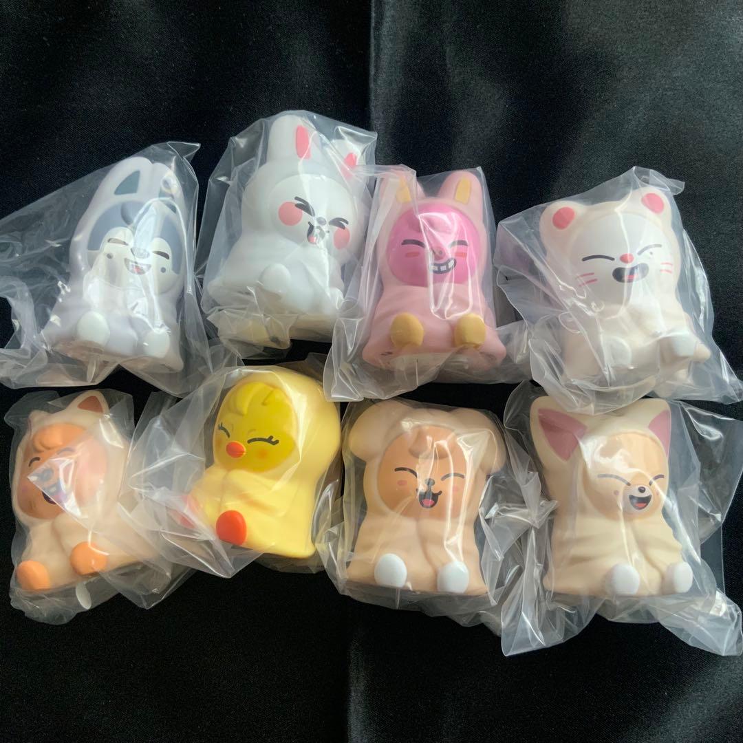 スキズ SKZOO ライトマスコット　コンプリート　ガチャ