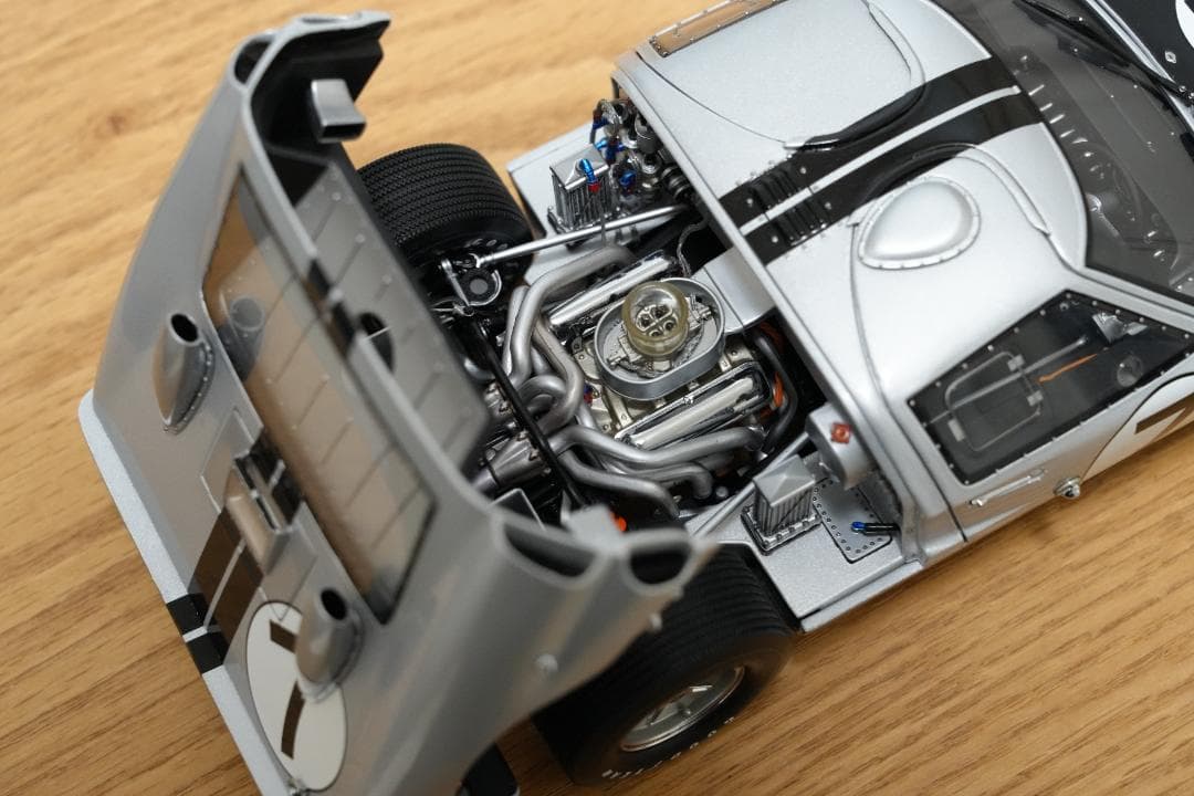 美品 EXOTO 1/18 FordGT40 Mk.II 1966 #7 元箱付
