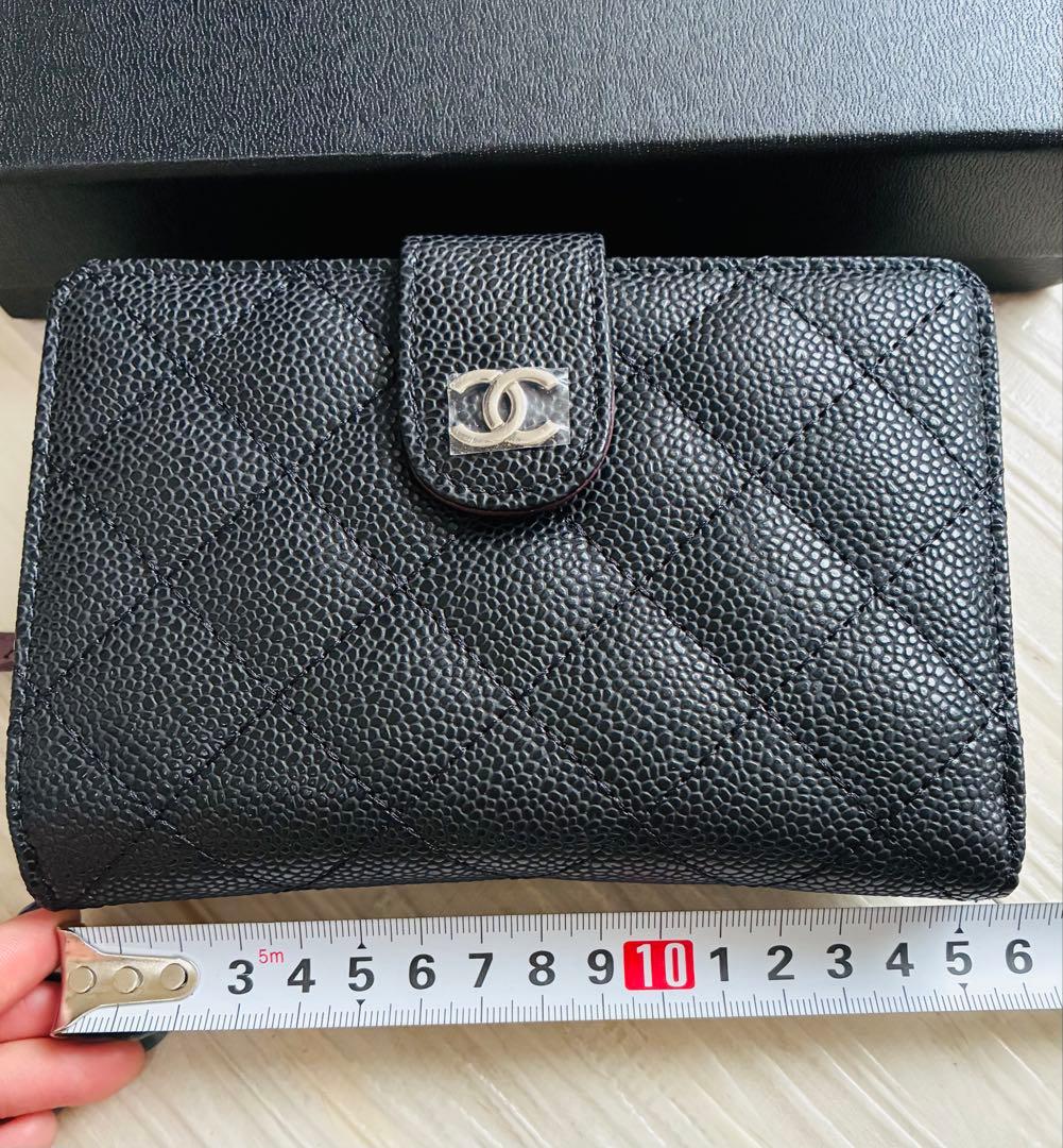 CHANEL ノベルティ 本革 ブラック キルティング 二つ折り財布