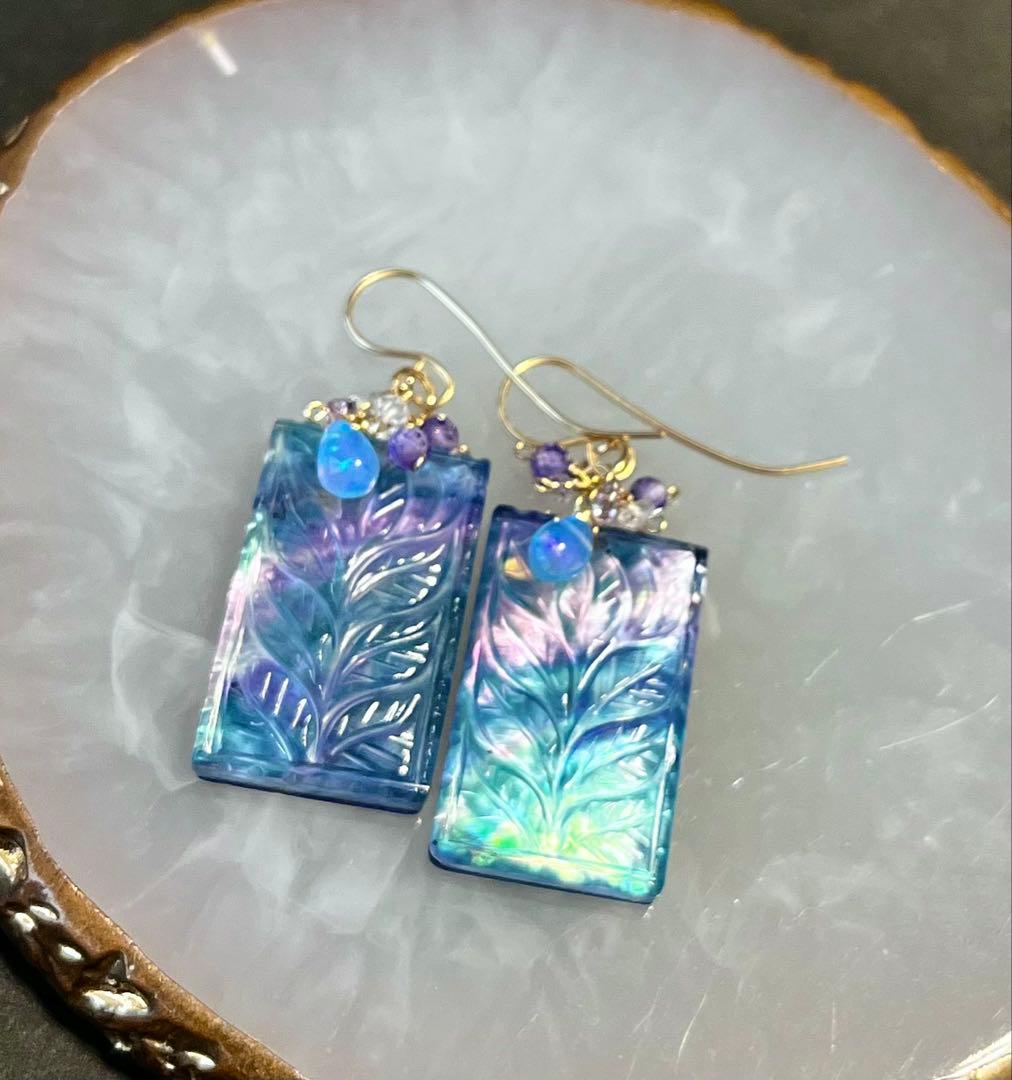 SALEラピス✖️マザオパ✖️水晶ヘリコニアLeafカービングピアス です