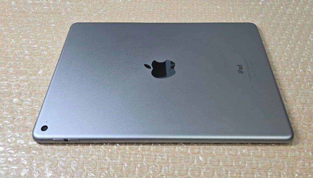 断*中様 比較的美品■iPad Air 2nd◼️Wi-Fi版◼️バッテリー良品