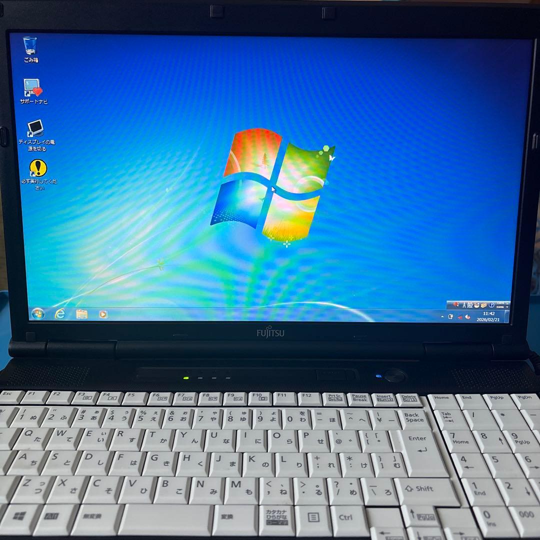 【USED】富士通 A572/FX i5-3320M/4GB/HDD320GB