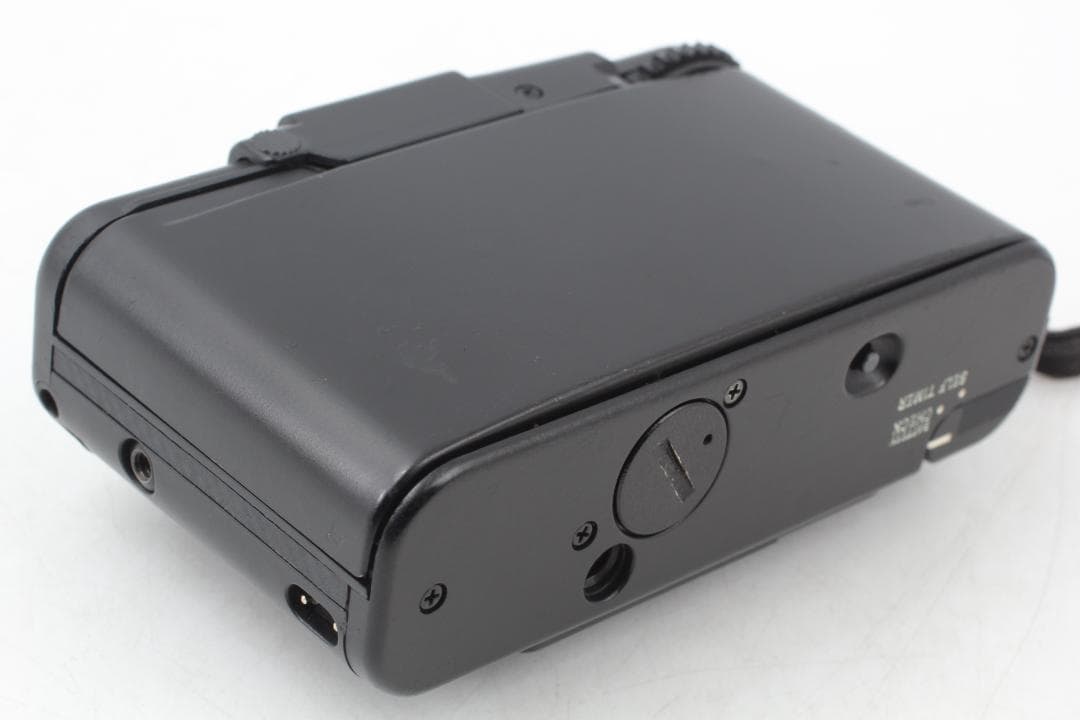 フィルムカメラ OLYMPUS XA2