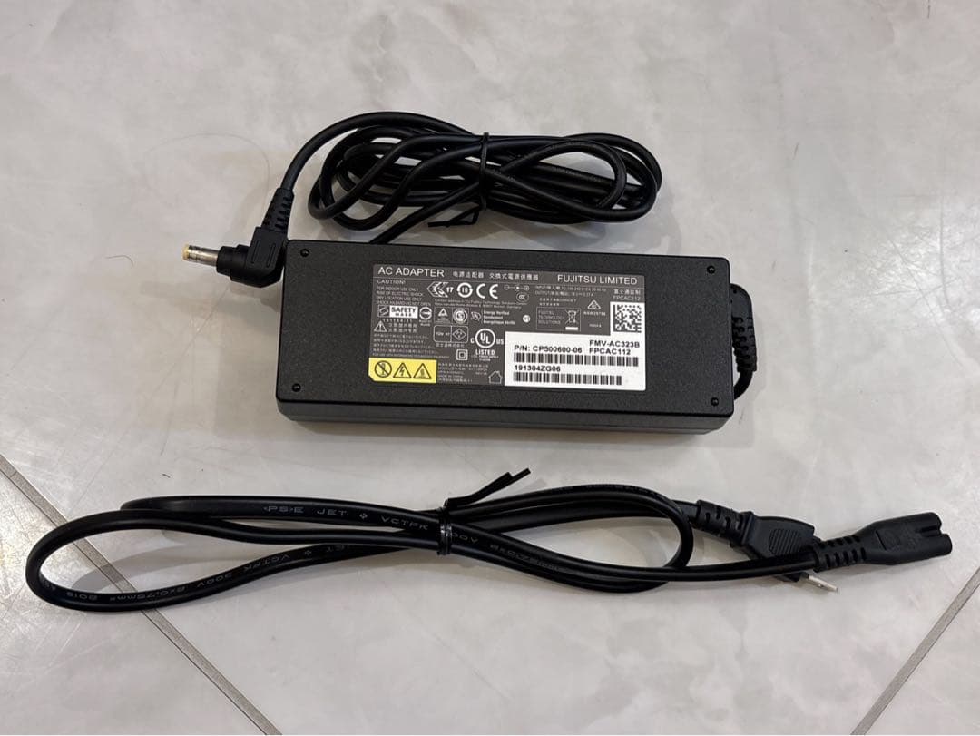 FUJITSU ESPRIMO FH90/B3 FMVF90B3B2 一体型PC