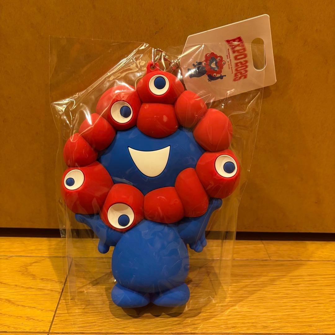 新品！関西万博ミャクミャク シリコン ポーチ キーホルダー付