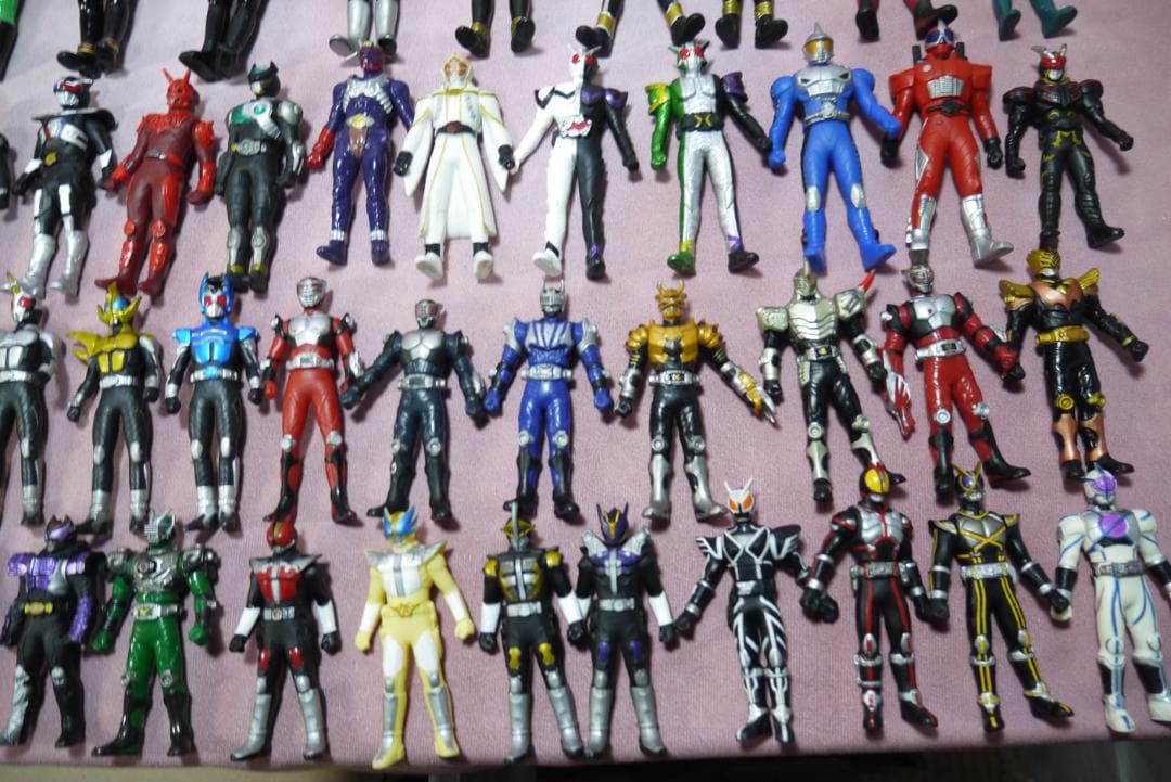 仮面ライダー　ミニソフビ　99体