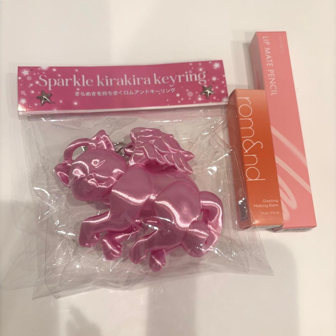 ロムアンド　エンジェルキャットキーリング　猫　ピンク　romand yetin