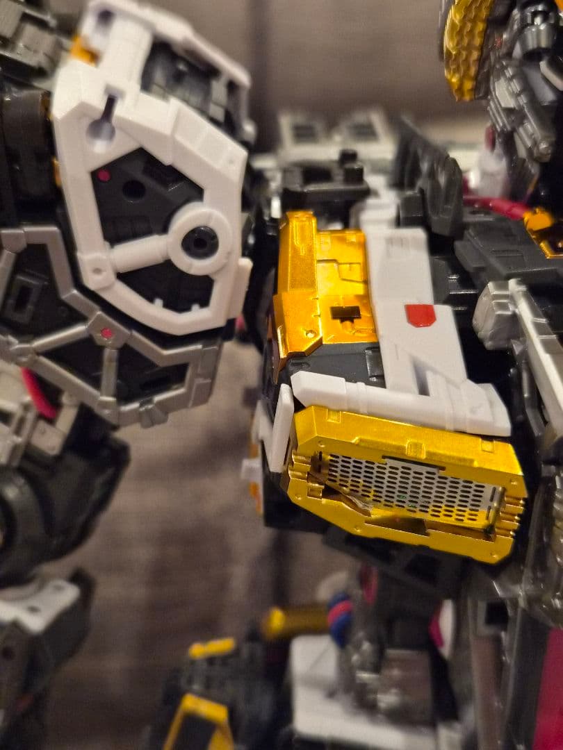 【完成品】PG UNLEASHED 1/60 νガンダム＋LEDユニット組込済み