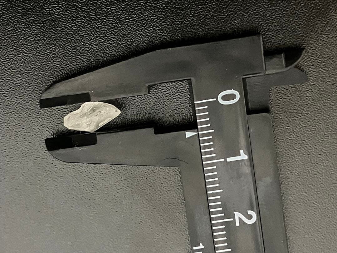 【神の石】産フェナカイト