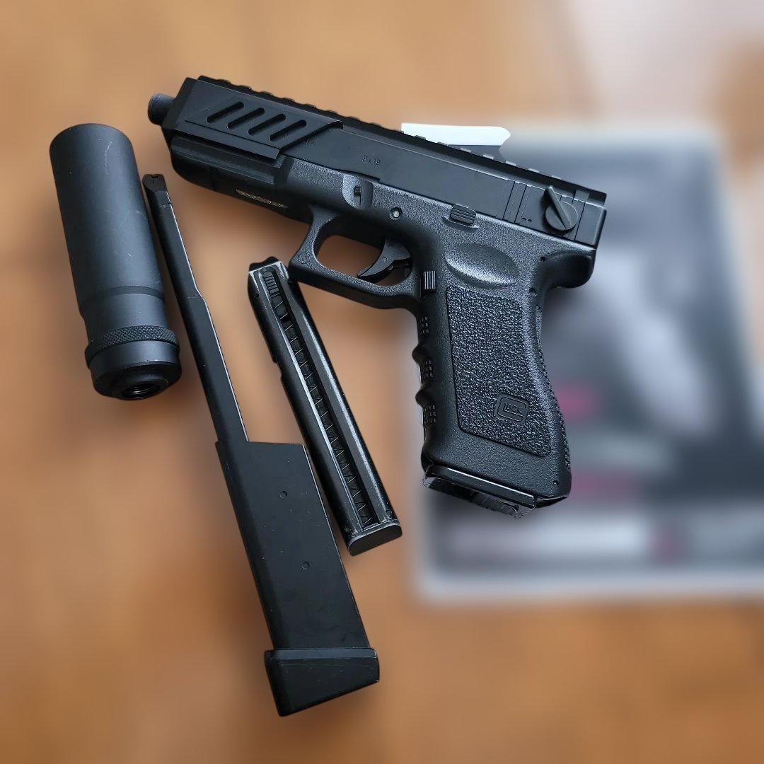 東京マルイ　電動ハンドガン　グロック18C