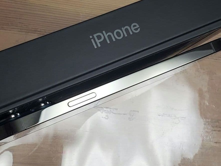【美品】iPhone 13 Pro Max 128GB SIMフリー 85%