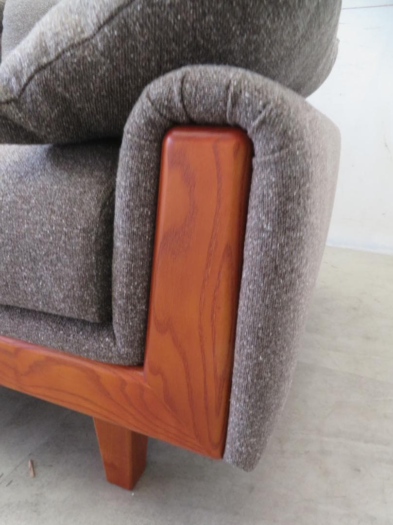 展示品■ACMEアクメファニチャー■ウィンダン■3人掛けソファ■35万■フェザー