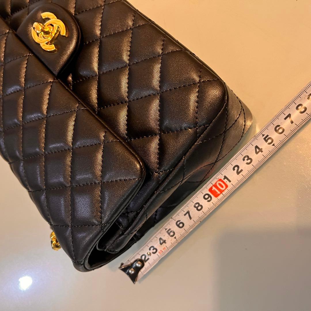 CHANEL ブラックレザー ショルダーバッグゴールド