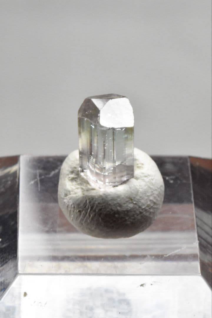 宝石質！ アフガニスタンpaprok産 極薄バイカラートルマリン原石