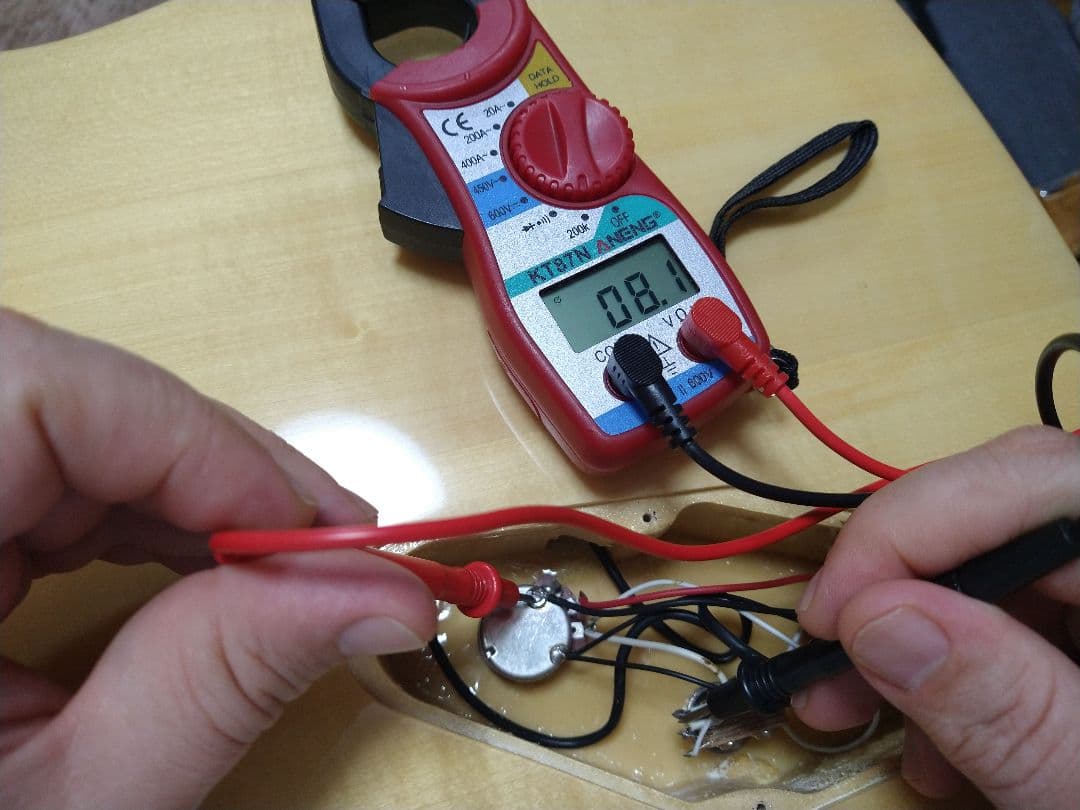 新品 カスタムメイド エレキギター バードアイメープルトップ＆バスウッドボディ