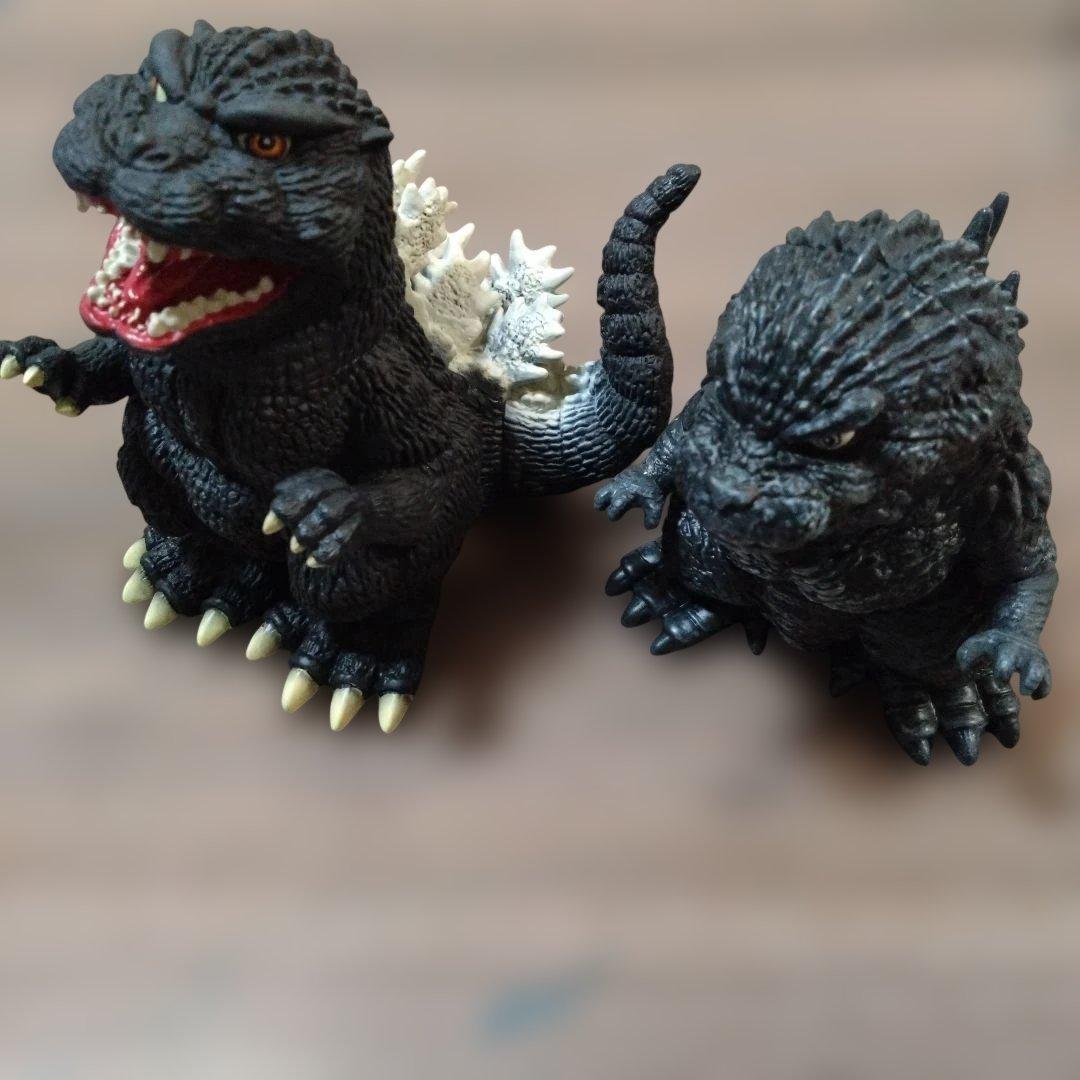 最終処分価格　ゴジラ　フィギュアセット　鎮座獣　11体箱なし