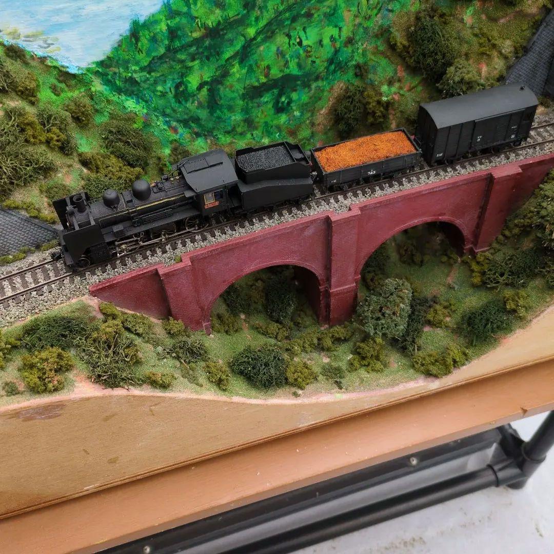 ＨＯゲージ車両展示用ジオラマレンガアーチ橋のある山岳風景（車両は含みません）