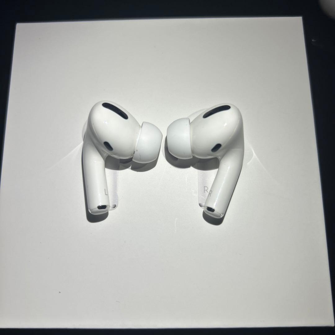 【ジャンク】AirPods Pro ペアリング不可 動作保証なし 修理・部品取り