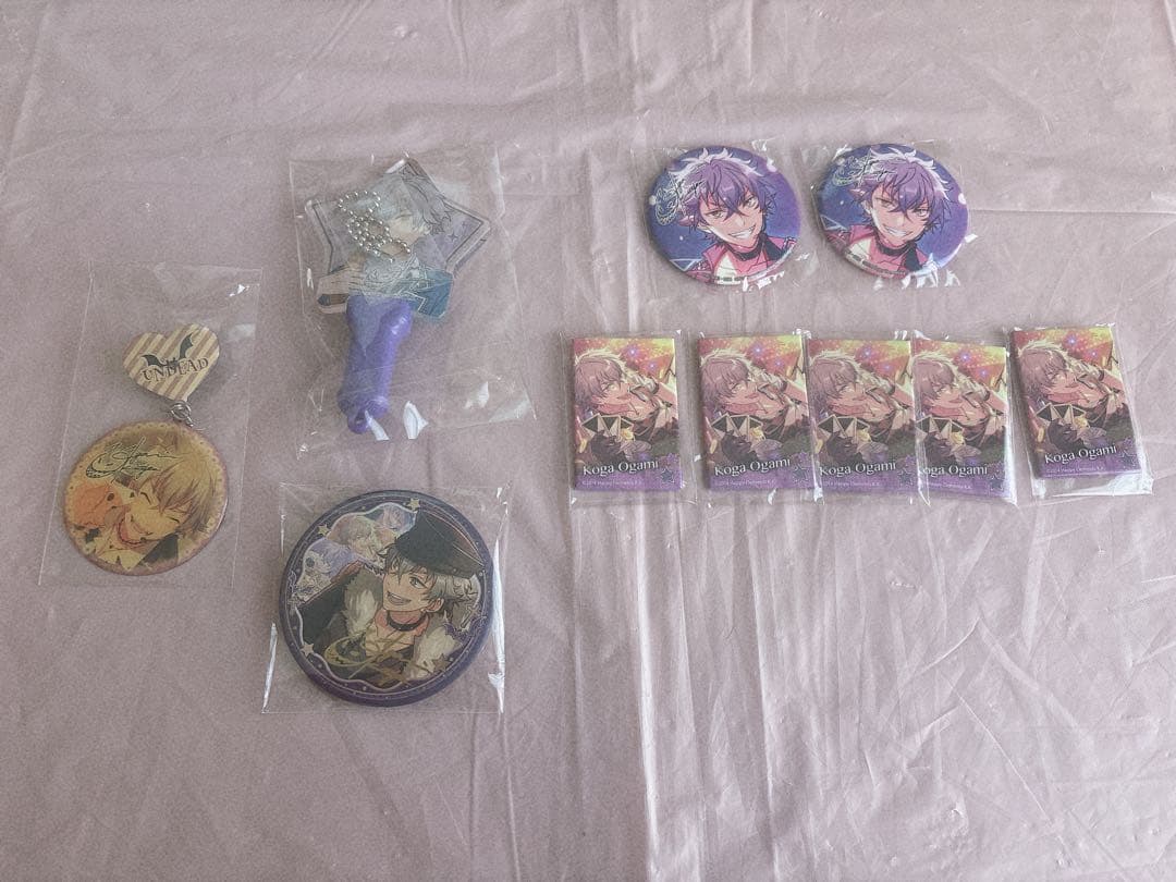 あんスタ 中国 アルバム 缶バッジ 等 大神晃牙 まとめ売り