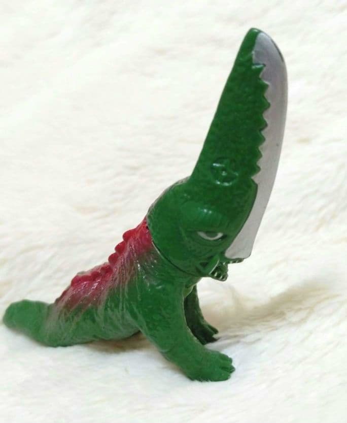 バンダイ　ギロン　ガメラ　特撮　怪獣　フィギュア　レトロ　激レア　入手困難