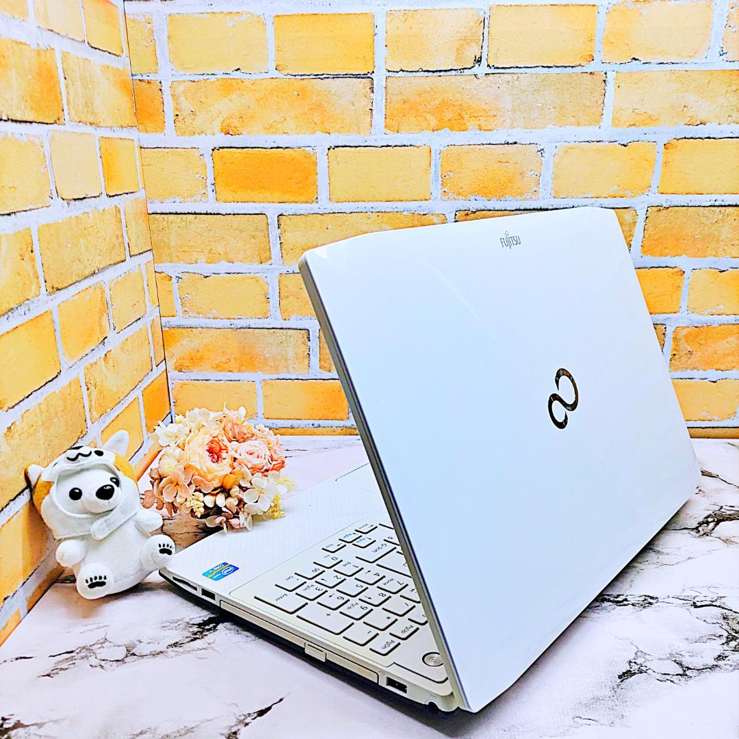 タッチパネルノートパソコン❤️爆速SSD❤️メモリ8G✨高性能i7☘️ハイスぺ