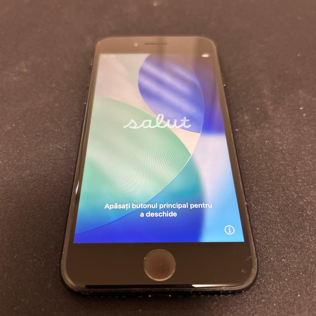 S*）様 iPhoneSE2 128GB ブラック 中古