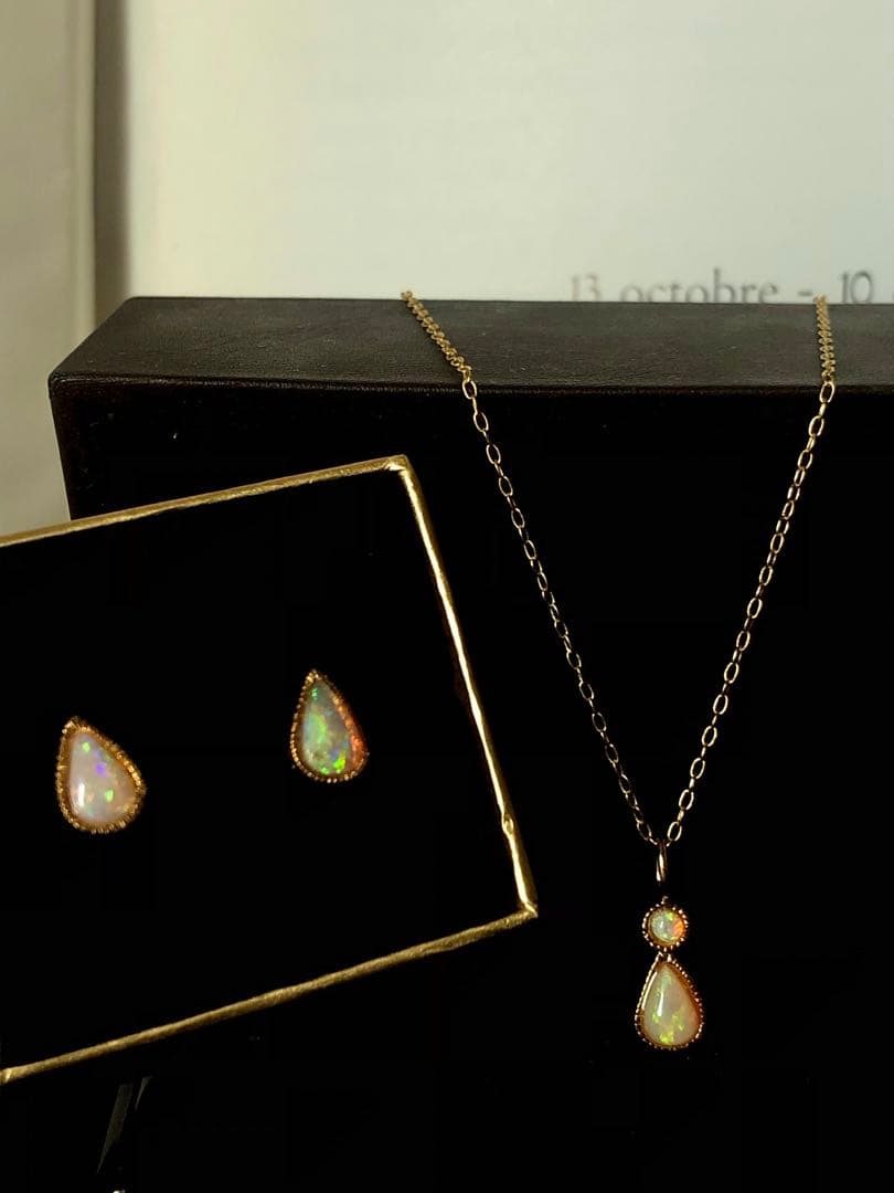 オパール　ドロップピアス