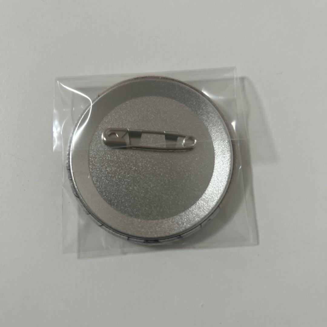 ゴールデンカムイ 缶バッジ レトロパーティー 尾形