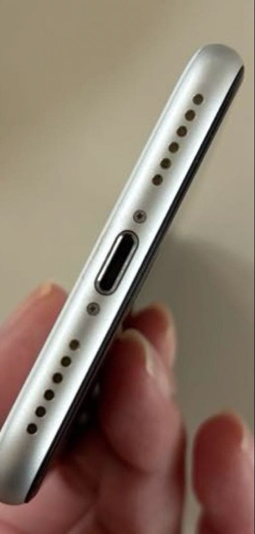 iPhoneSE第2世代 64GB ホワイト