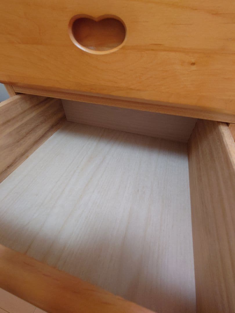 木製チェスト 花デザイン　カントリー調